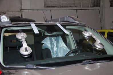 замена лобового стекла в Санрено